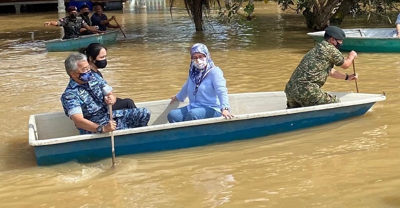 Permaisuri Malaysia Bantu Korban Banjir, Netizen: Ibu Negara RI Kemana?