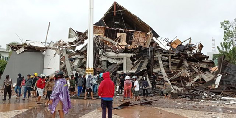 Data Terbaru Korban Gempa Bumi Sulbar: 46 Orang Meninggal Dan 826 Luka-Luka