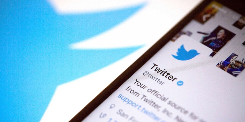 Twitter Tangguhkan 70 Ribu Akun Terkait Teori Konspirasi QAnon