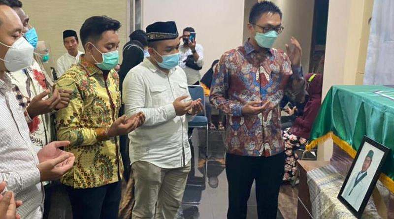 Kenang Mulyadi Tamsir Korban SJ-182, Aminuddin Maruf: Tidak Ada Kalimat Terucap Selain Penuh Kesantunan Dan Senyuman