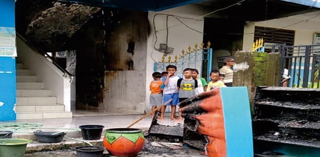 Kecam Pembakaran Ponpes Al-Furqon, KAM Minta Kapolri Tidak Tinggalkan Catatan Buruk Di Akhir Jabatan