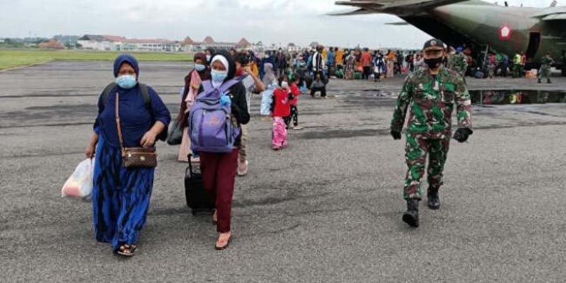 Pengungsi Korban Gempa Sulbar Tiba Di Bandara Adi Soemarmo Solo