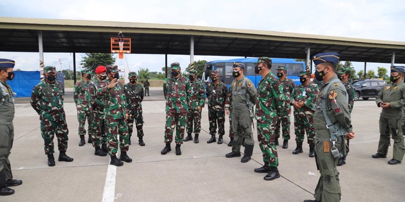 Ke Madiun, Panglima TNI Tinjau ACMI Yang Mampu Analisa Latihan Penerbangan