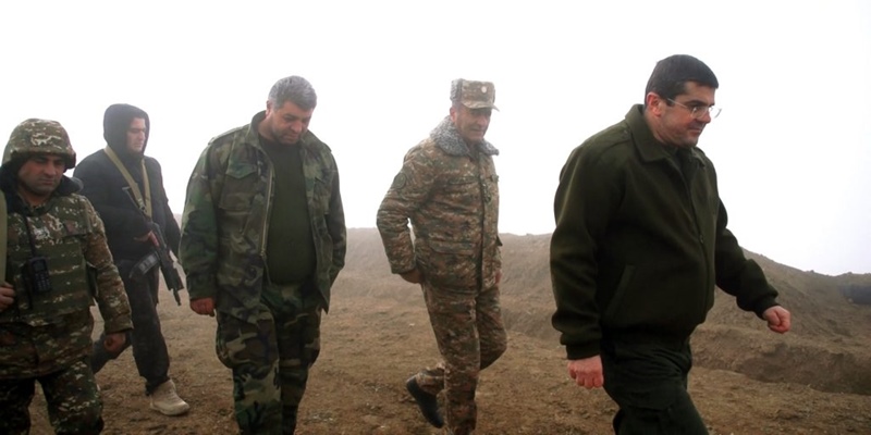 Kunjungi Perbatasan, Pemimpin Artsakh Merasa Perlu Menambah Personil Tentara Yang Paham Strategi Perang