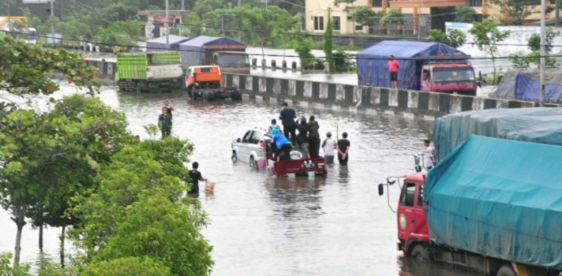 Imbas Bencana Banjir Dan Longsor Semarang, 5 Orang Meninggal Dunia