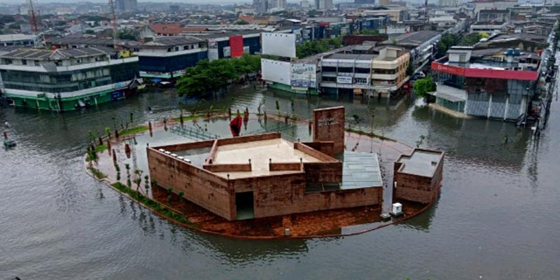 Diguyur Hujan Lebat, Sembilan Kecamatan Di Kota Semarang Terendam Banjir
