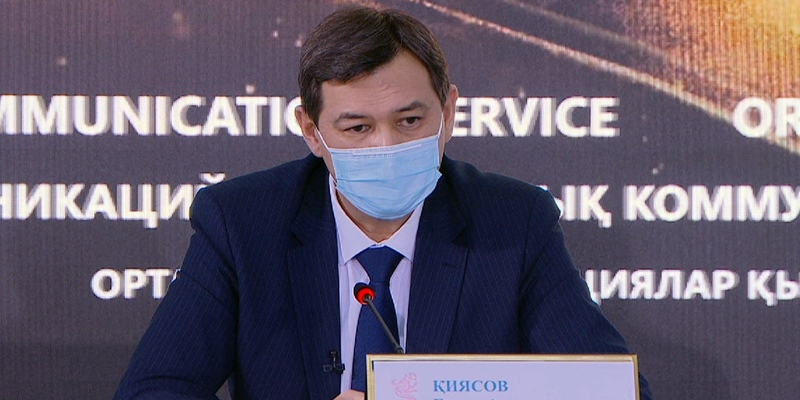 Kazakhstan Memulai Vaksinasi, Wakil Menkes Sedikit Grogi Disuntik Di Depan Wartawan
