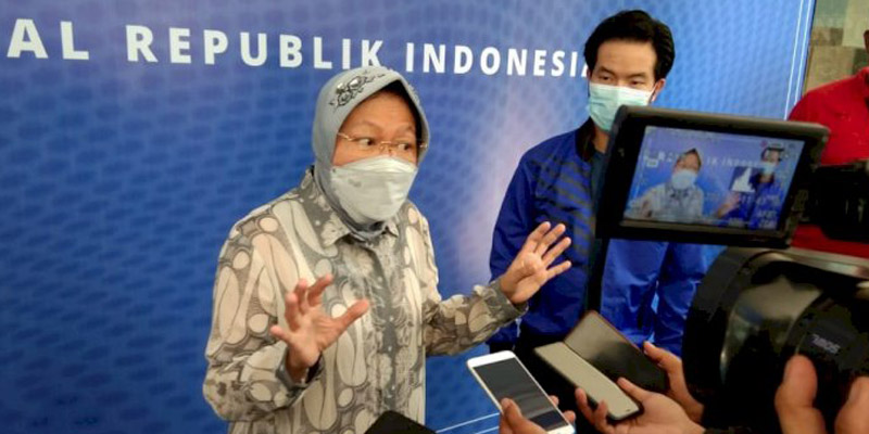 'Mudik' Ke Surabaya, Risma Terima Bantuan Senilai Rp 1,6 Miliar