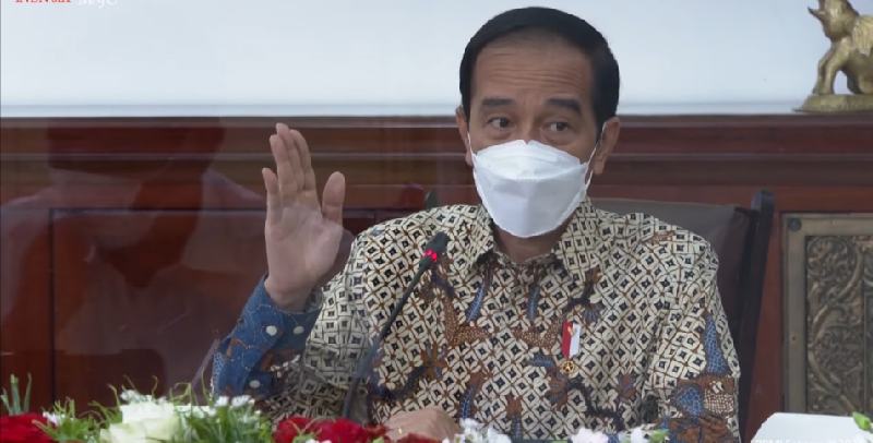 Kesal Ekonomi Turun Karena PPKM, Jokowi: Kalau Covidnya Turun Enggak Apa-Apa, Ini Enggak<i>!</i>