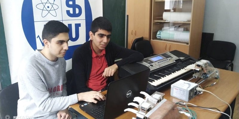 Armenia Bawa Pulang Tiga Medali Dalam Ajang Robotika Antar Wilayah Roboart-2021