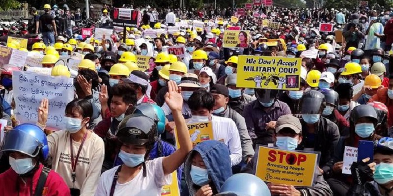 Protes Fajar Nasional Di Myanmar, Seorang Siswa Tertembak Aparat Keamanan