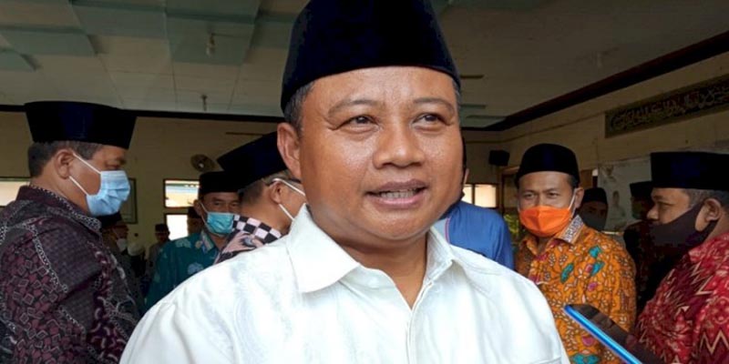 Sambangi Kota Cirebon, Wagub Uu Beberkan 3 Manfaat Perda Pesantren