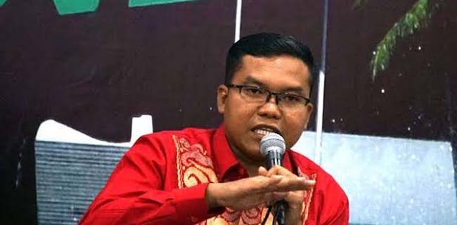 Pangi Syarwi: Membela Partai Demokrat Tidak Dijadikan Momentum Oleh Jokowi, Aneh Bin Ajaib<i>!</i>