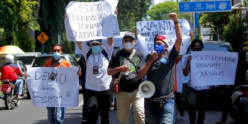 Gelar Aksi Tolak Kekerasan, Jurnalis Probolinggo Desak Staf KKP Diberi Sanksi