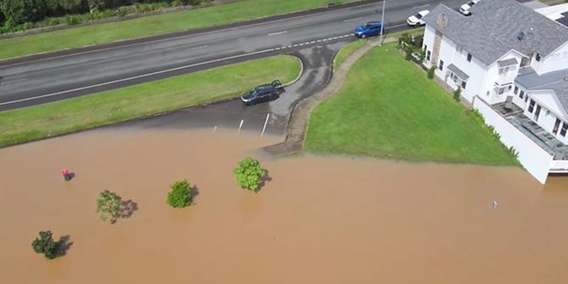 Banjir Australia: Ribuan Orang Dievakuasi, Peluncuran Vaksin Kembali Ditunda