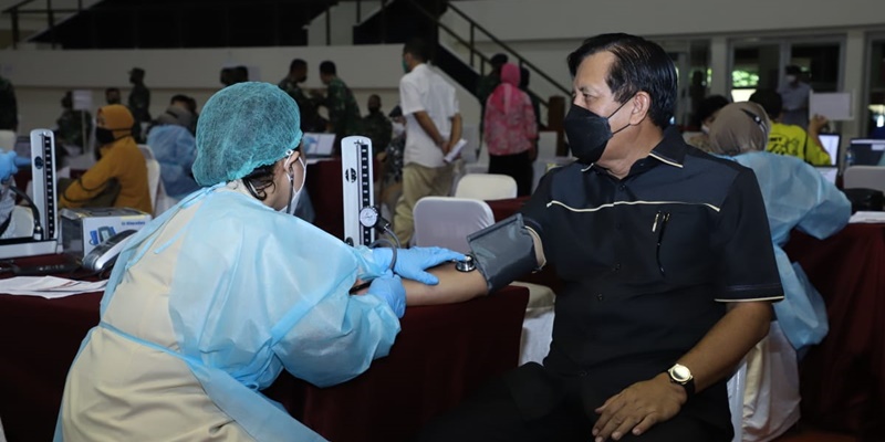 2.400 Purnawirawan TNI Ikut Vaksinasi, Termasuk Mantan Panglima Agus Suhartono