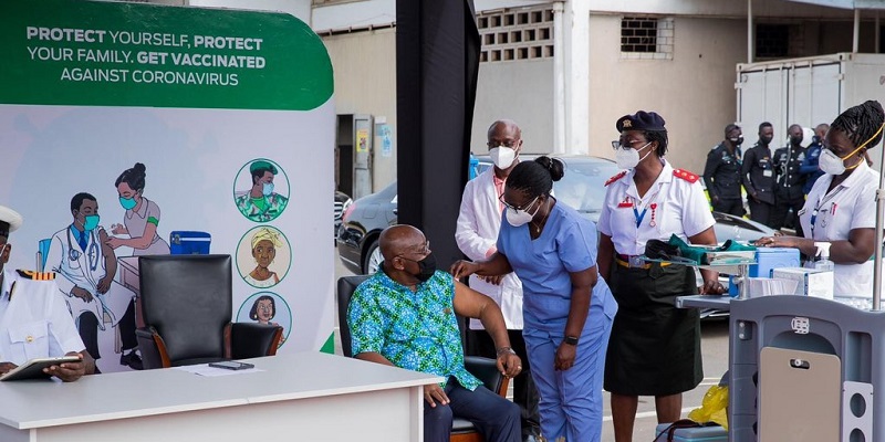 Presiden Ghana: Disuntik Vaksin Tidak Akan Mengubah DNA Anda Atau Menyebabkan Kemandulan