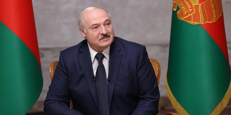 Lukashenko: Perang Saat Ini Telah Berubah Bentuk, Musuh Melemahkan Kita Dari Dalam