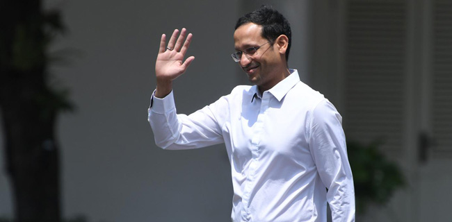 Nadiem Makarim Dicopot Jika Jokowi Terjebak Bagi-bagi Kekuasaan