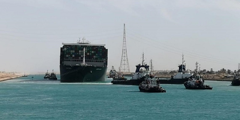 Lalu Lintas Terusan Suez Kembali Normal, Semua Kapal Yang Mengantre Sudah Berlayar Lagi