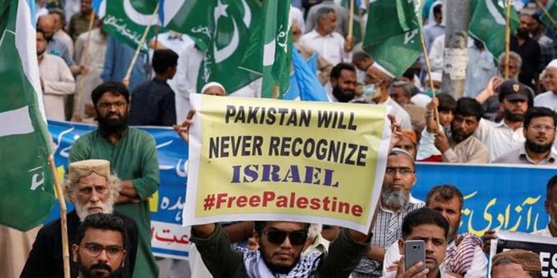 Spanduk Anti-Israel Penuhi Kota-kota Di Pakistan Jelang Hari Yerusalem