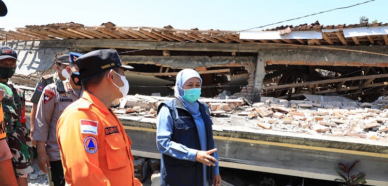 Dapat Bantuan Dari BNPB, Khofifah Minta Korban Terdampak Gempa Malang Divalidasi