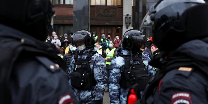Otoritas Rusia Tangkap Seribu Pengunjuk Rasa Navalny Di 82 Kota