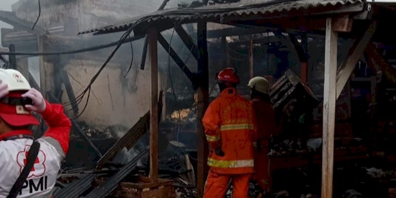 Kebakaran Pasar Kambing Diduga Korsleting Listrik Lapak Perabotan