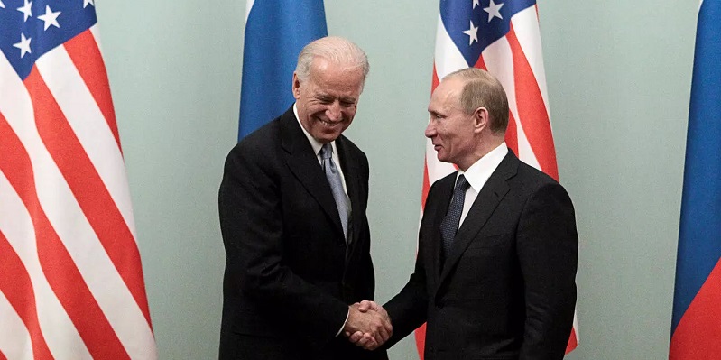 Kepada Putin, Biden Nyatakan Dukungan AS Atas Kedaulatan Ukraina
