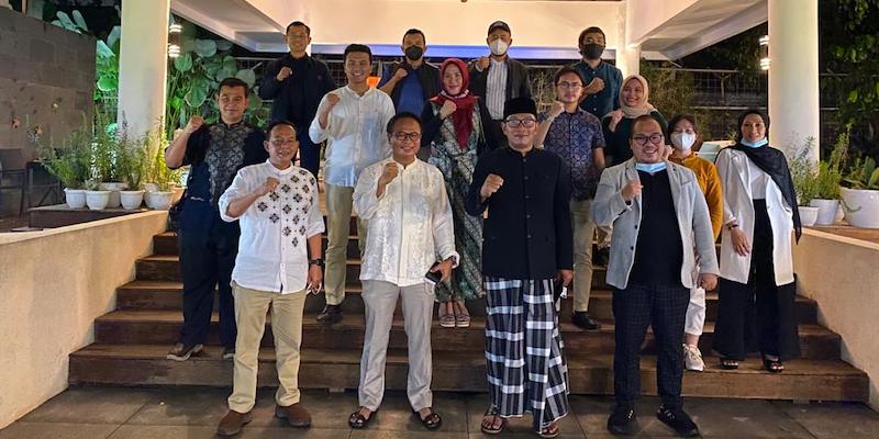 Kolaborasi Gembong Dan Ridwan Kamil