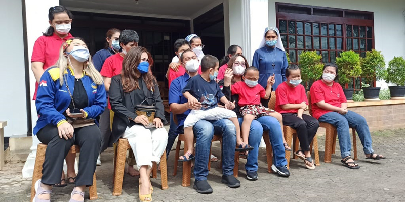 Hari Peduli Autisme, Nasdem Jakarta Sambangi Yayasan Bhakti Luhur