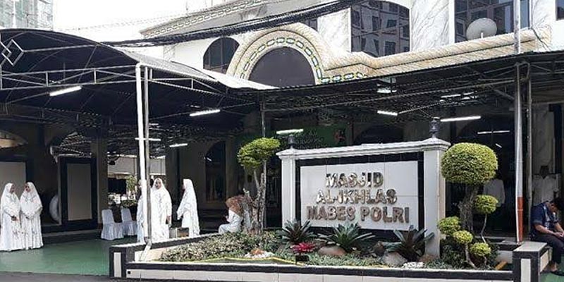 Saat ZA Menghindari Masjid Al Ikhlas Dan Menembaki Pos Jaga Mabes Polri