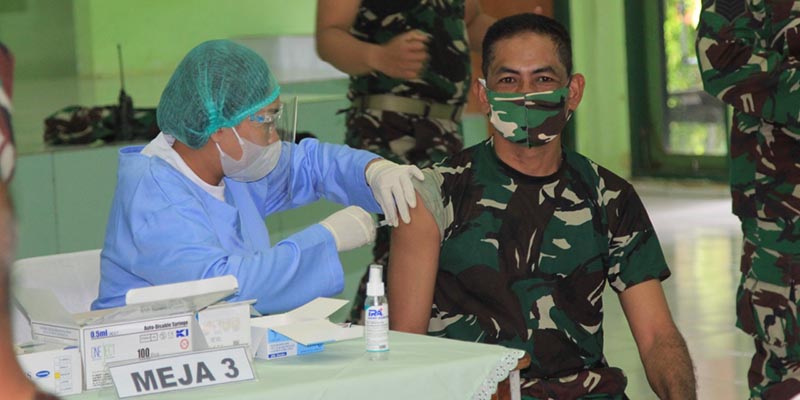 Secara Bertahap, Vaksinasi Covid-19 Satuan TNI Di Tanah Papua Sudah Dimulai
