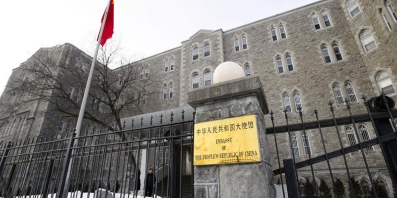 Pengamat Soroti Tindakan 'Diam' Kanada Terhadap Aksi Vandalisme Yang Serang Kedutaan Besar China