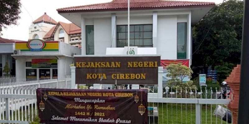 Tersandung Korupsi, Mantan Kepala DLH Cirebon Jadi Tahanan Kejaksaan
