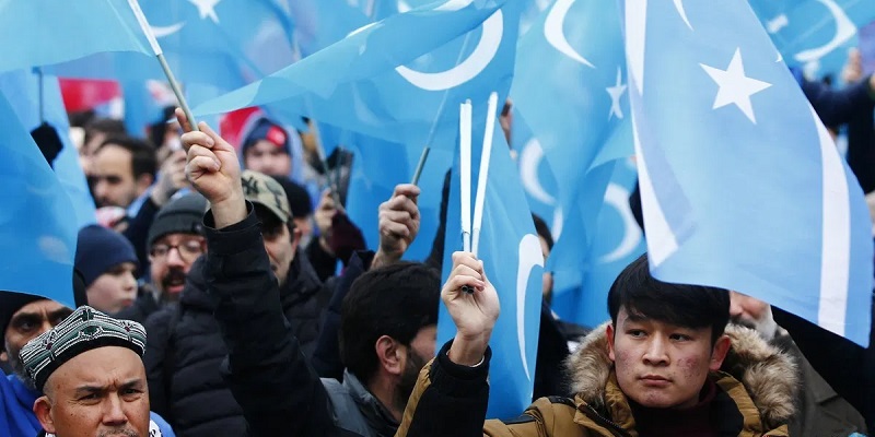 China Gunakan Sistem Kerja Paksa Terhadap Uighur Di Pabrik Panel Surya Xinjiang