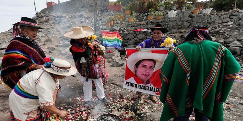 Dukun Peru Ramalkan Pedro Castillo Unggul Di Pilpres 2021: Kami Melihat Seorang Pria Yang Jadi Presiden