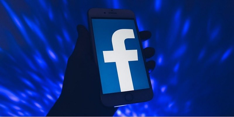 Diserang Warganet Karena Batasi Konten Pro-Palestina, Rating Facebook Di Play Store <i>Nyungsep</i>
