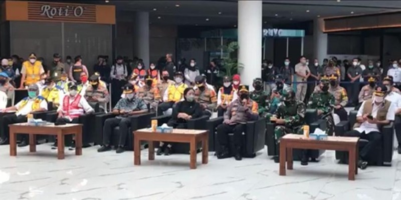 Kapolri Dan Panglima TNI Tinjau Posko Pengamanan Lebaran Di Pelabuhan Merak
