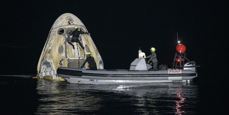 Mendarat Di Teluk Meksiko, Kapsul SpaceX Bawa Pulang Empat Astronot Dengan Selamat