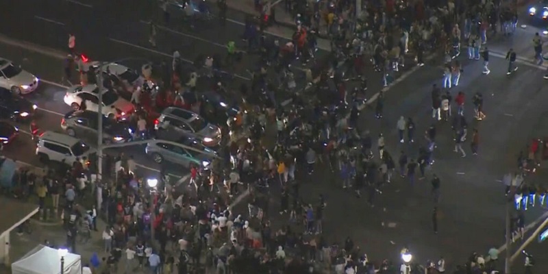 Berawal Dari Undangan Pesta Ultah Viral Di TikTok, California Berlakukan Jam Malam Darurat