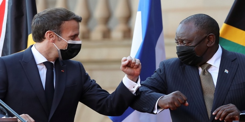 Bantu Afrika Produksi Lebih Banyak Vaksin, Macron Lakukan Pertemuan Dengan Presiden Ramaphosa