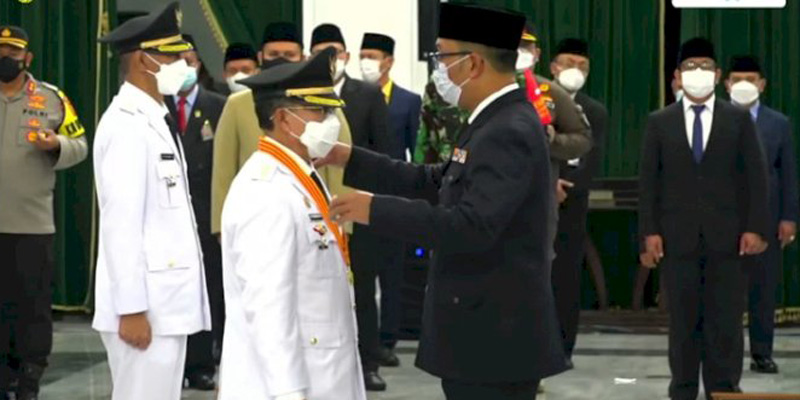 Resmi Dilantik Ridwan Kamil, Bupati Dan Wakil Bupati Cianjur Dititipi Pesan Khusus