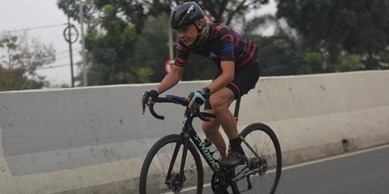 Sepedaan Di JLNT Kampung Melayu-Tanah Abang, Ganjar: Keren Banget<i>!</i>