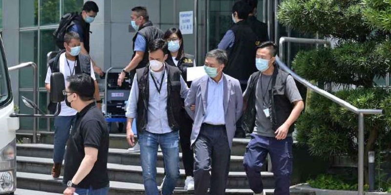 Polisi Hong Kong Gerebek Kantor Media Apple Daily, Tangkap Lima Pimpinannya