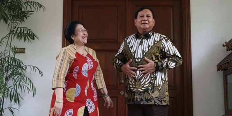 Profesor Kehormatan Untuk Megawati Bermuatan Barter Politik Prabowo Hadapi Pilpres 2024