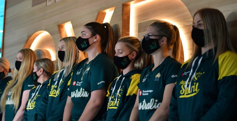 Tim Softball Perempuan Australia Jadi Delegasi Olimpiade Tokyo Pertama Yang Mendarat Di Jepang