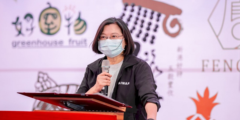 Tsai Ing-wen Bantah Tudingan Telah Disuntik Dengan Vaksin Pfizer