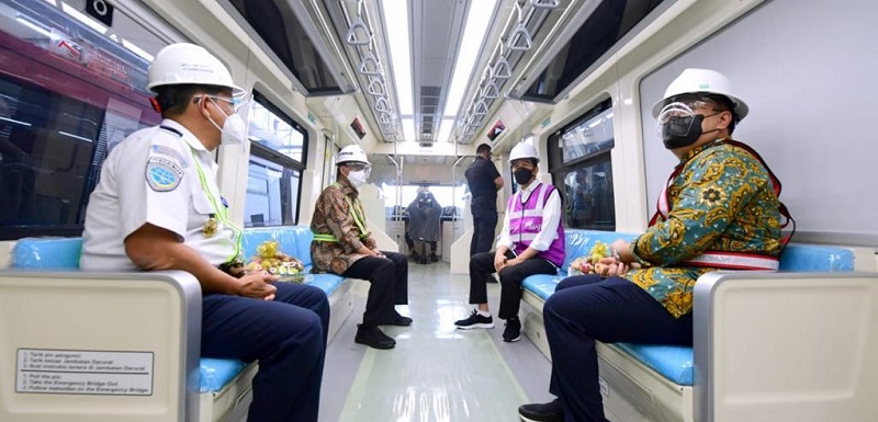 Progres LRT Jabodebek Sudah 84,7 Persen, Jokowi Targetkan Juni 2022 Beroperasi