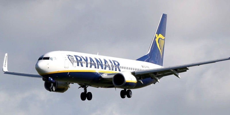 Ryanair Kembali Lakukan Pendaratan Darurat, Penerbangan Dublin-Krakow Dialihkan Ke Berlin Karena Ancaman Keamanan